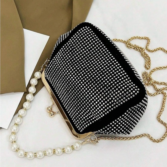 Fashionable Diamond & Chain Décor Clutch Bag With Handle - Picture 9 of 9